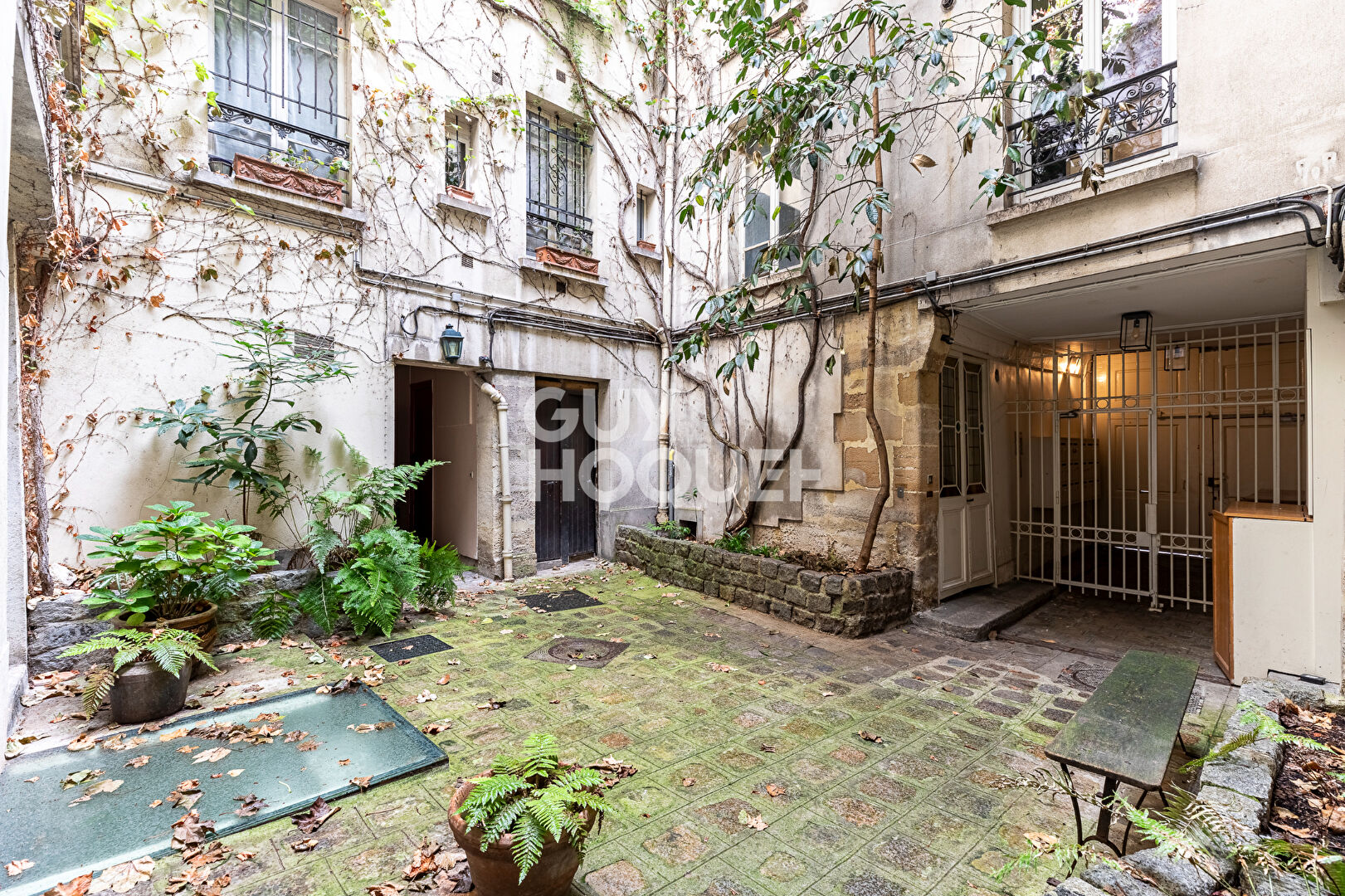 Appartement Paris 3 pièce(s) 2 chambres NOTRE DAME 75005 PARIS