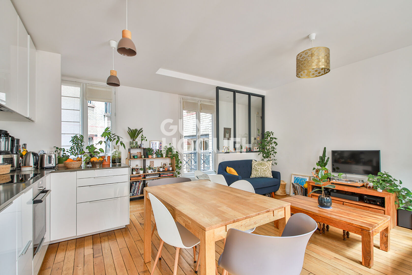 Magnifique 4 pièces 2 chambres proche Convention 75015 PARIS