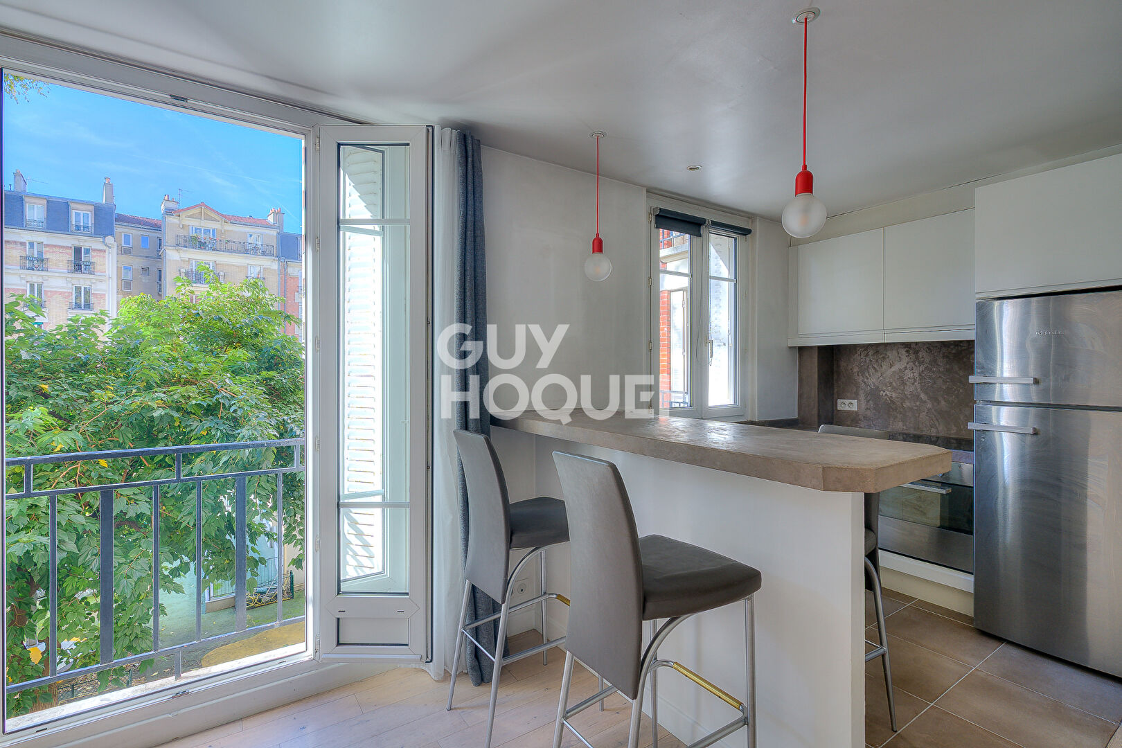 APPARTEMENT 3 PIECES  - PARIS 15.
