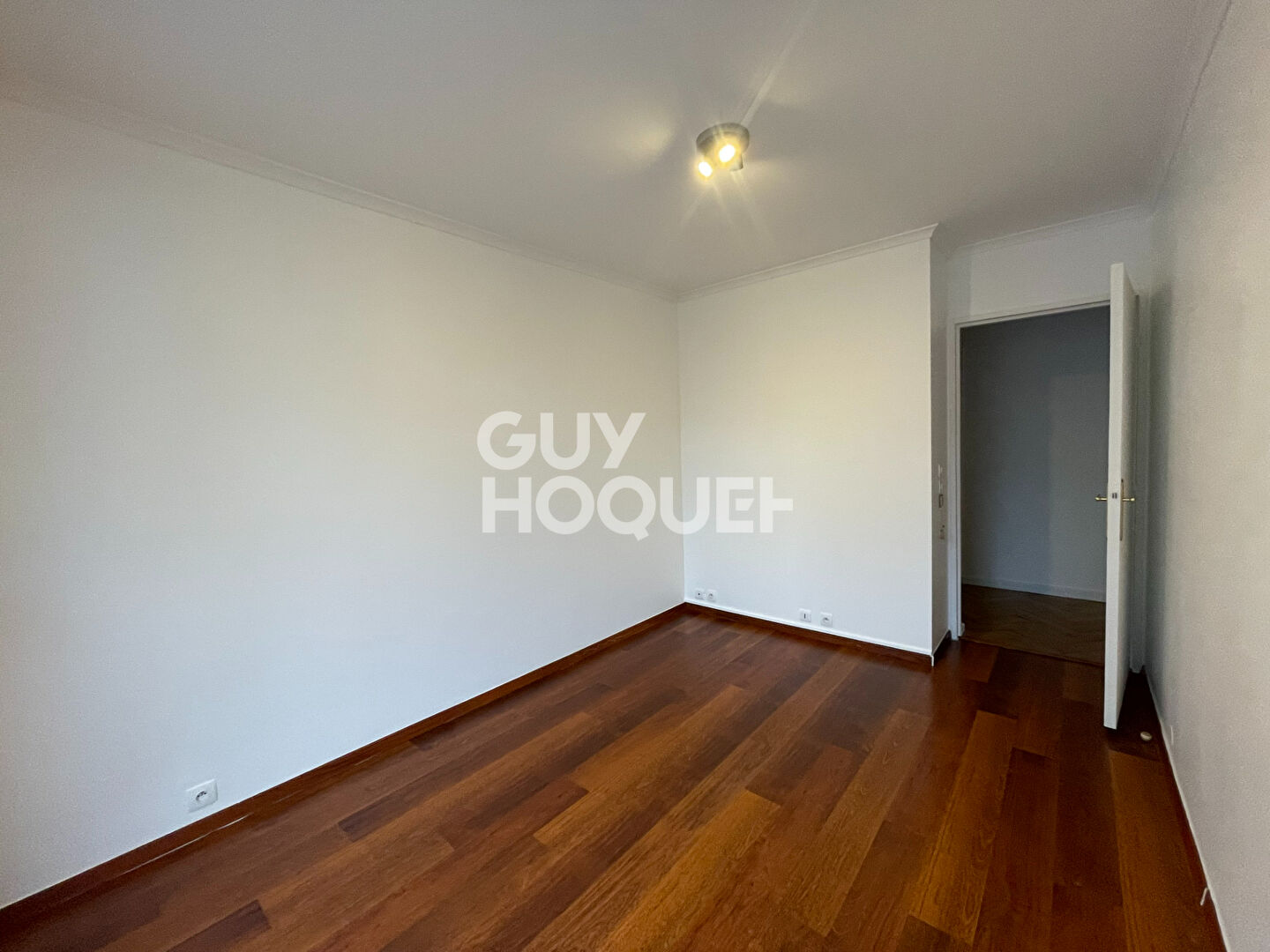 Appartement Paris 4 pièce(s) 80 m2