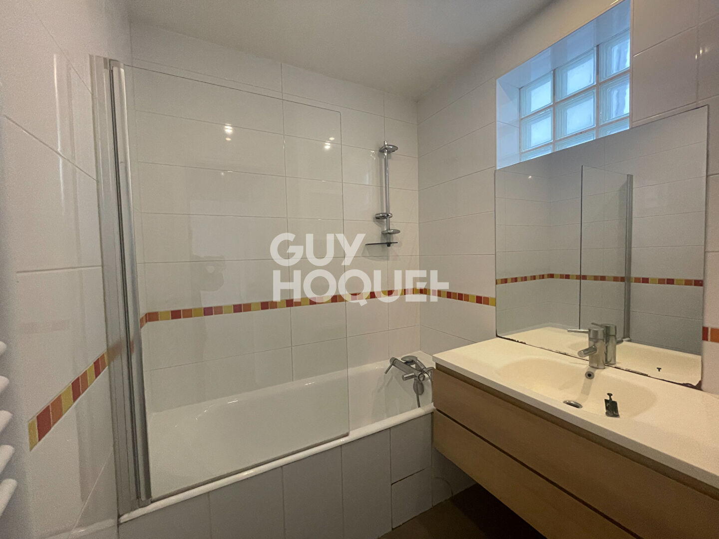 Appartement Paris 3 pièce(s) 64.87 m2