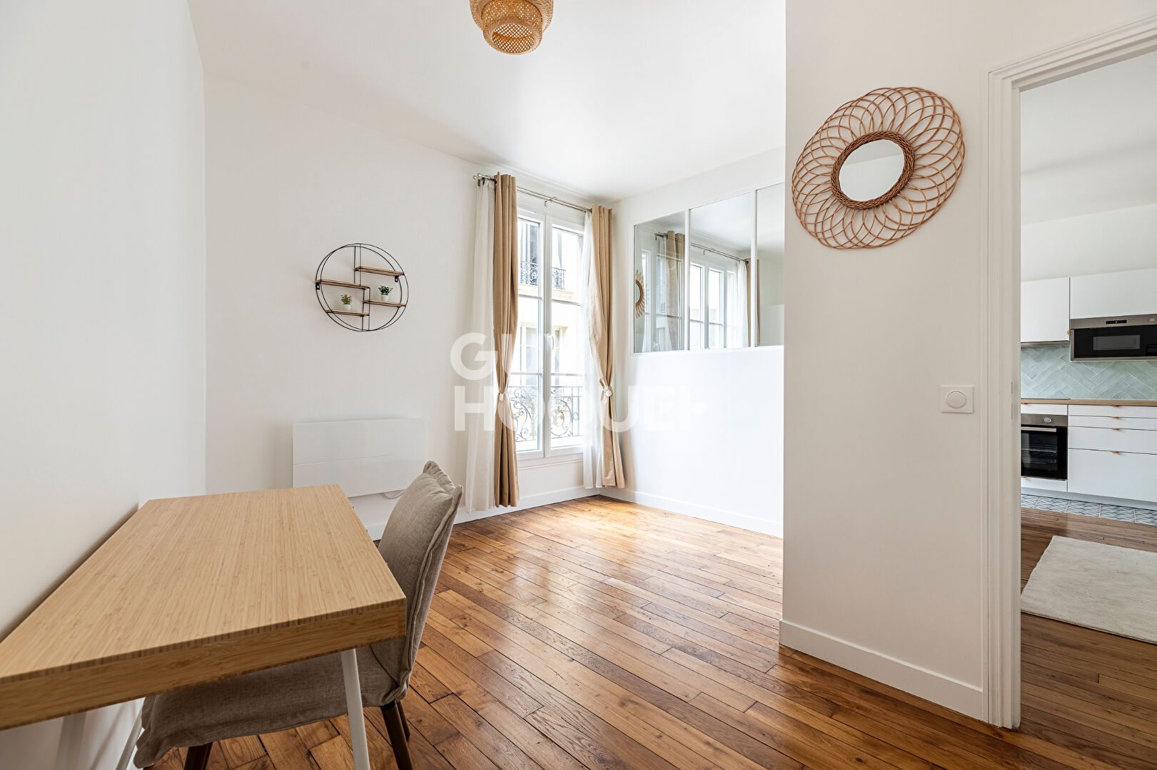 Appartement 3 pièce(s) 65m2Paris 75015 entièrement rénové.