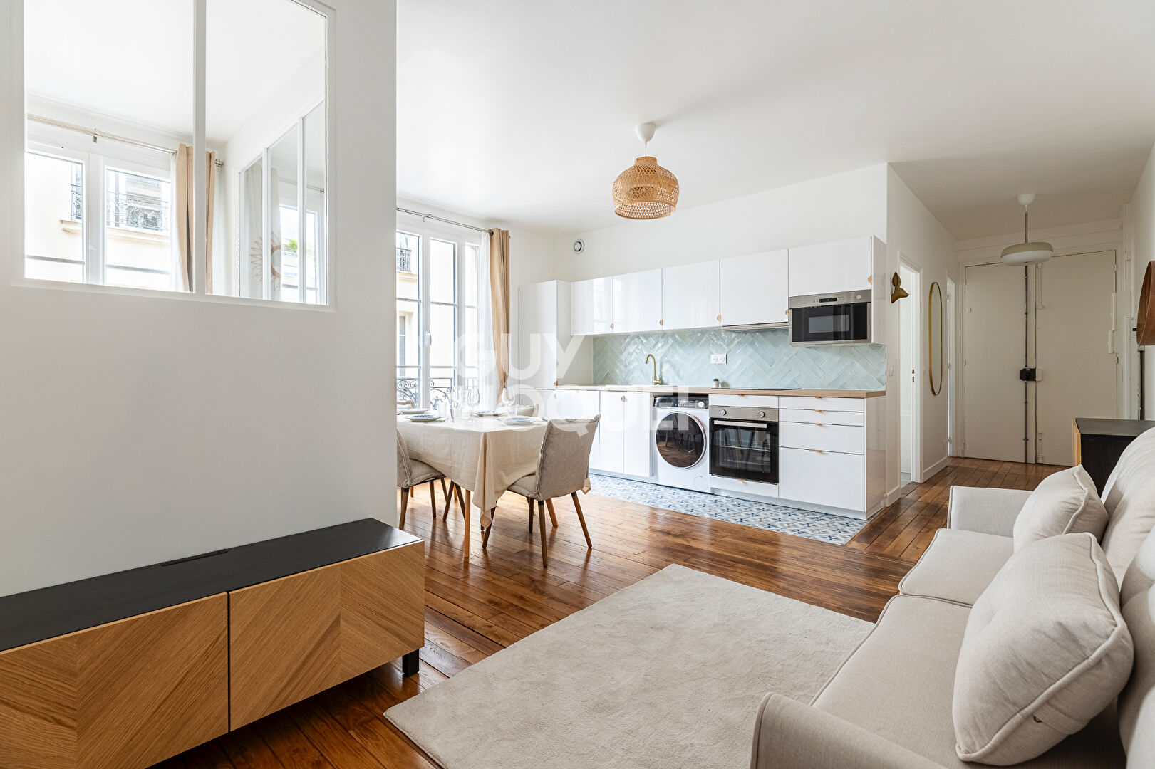 Appartement 3 pièce(s) 65m2Paris 75015 entièrement rénové.