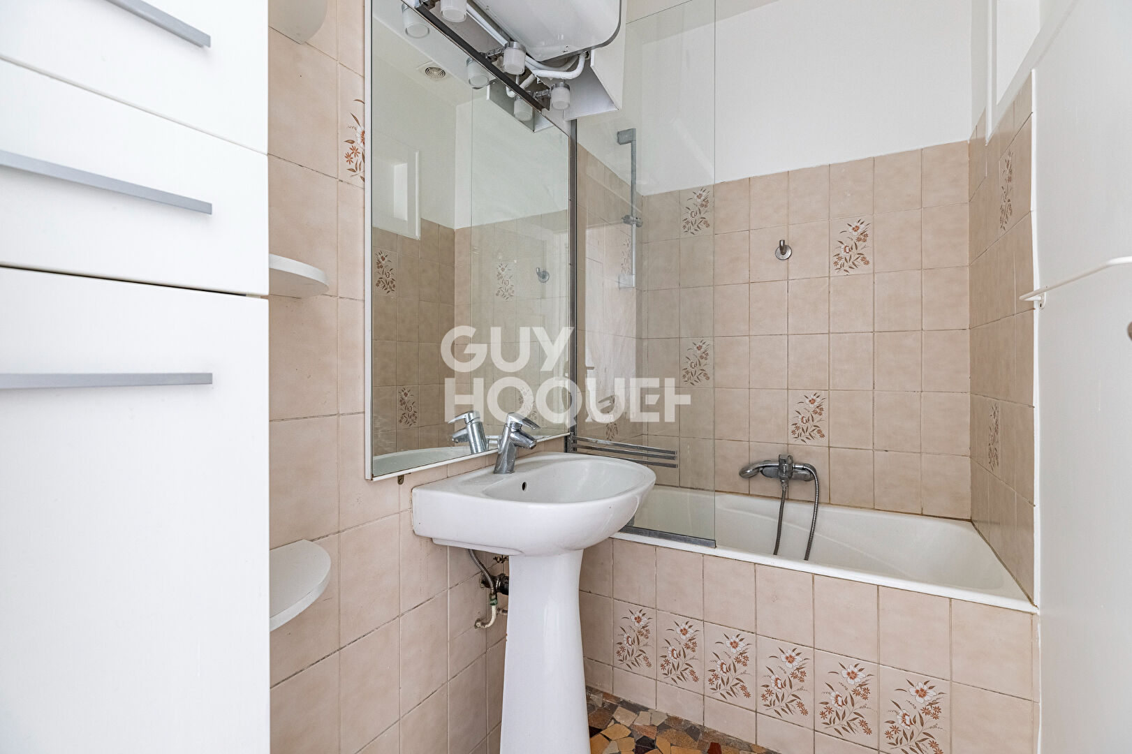 34m2 - Dernier étage avec vue dégagée -  Quartier Nationale