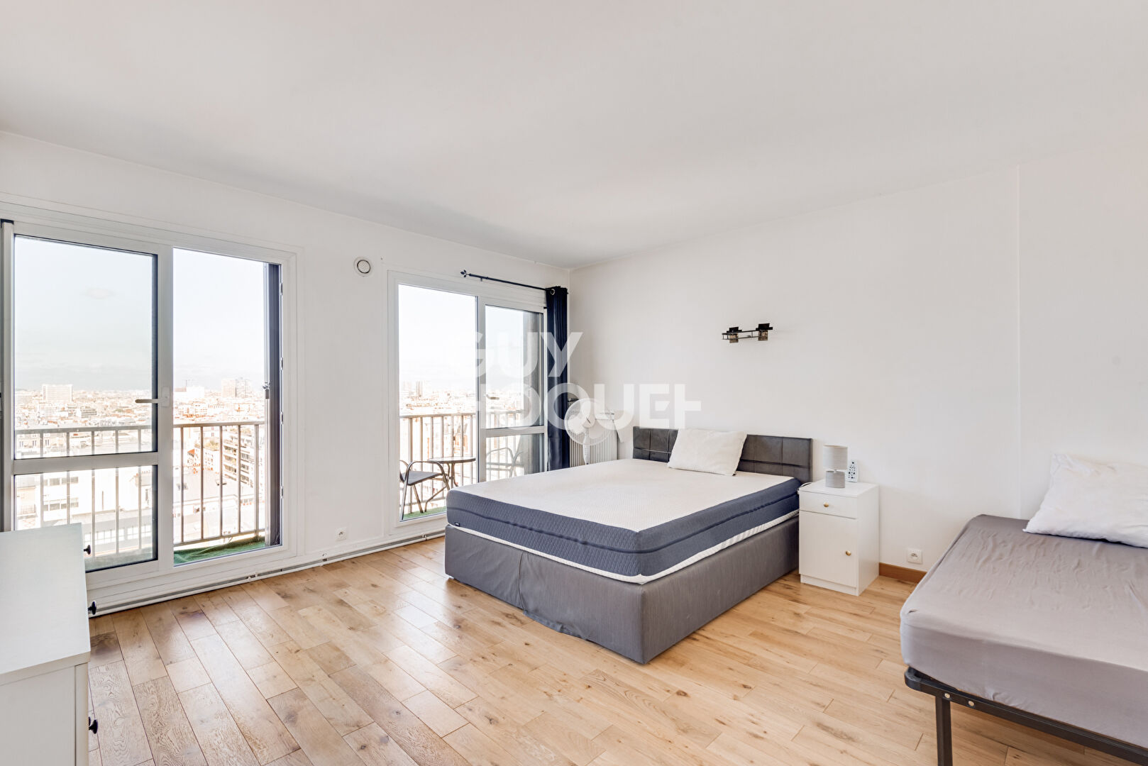 GEORGES BRASSENS - DERNIER ÉTAGE 2/3 PIECES 54M² BALCONS ET PARKING