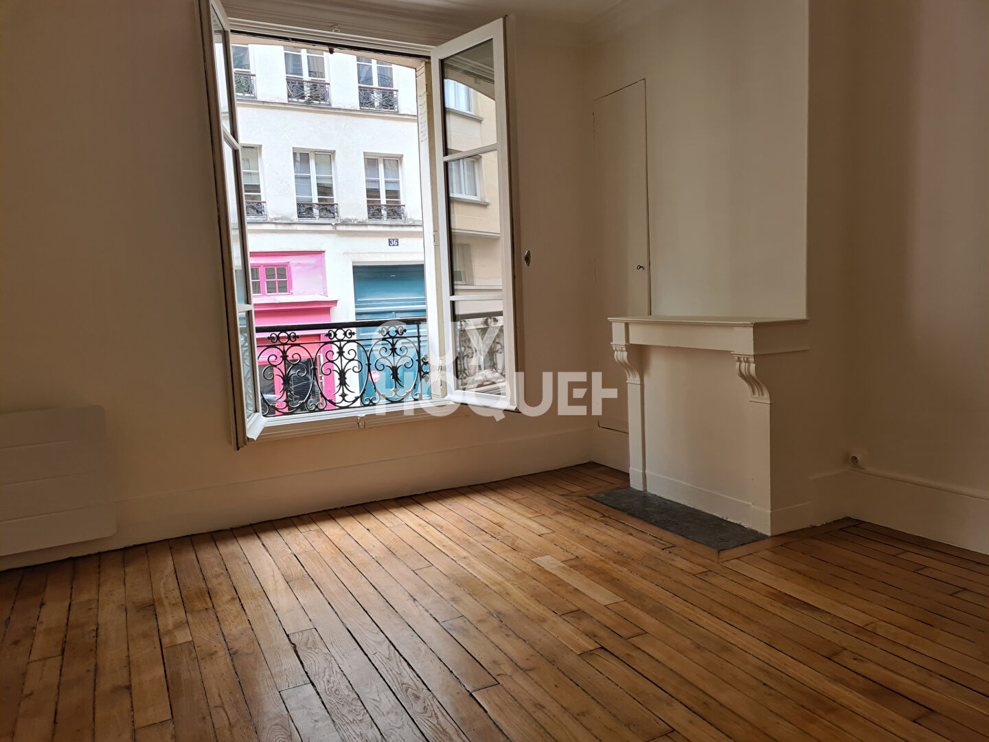Appartement Paris 3 pièce(s) 43.06 m2