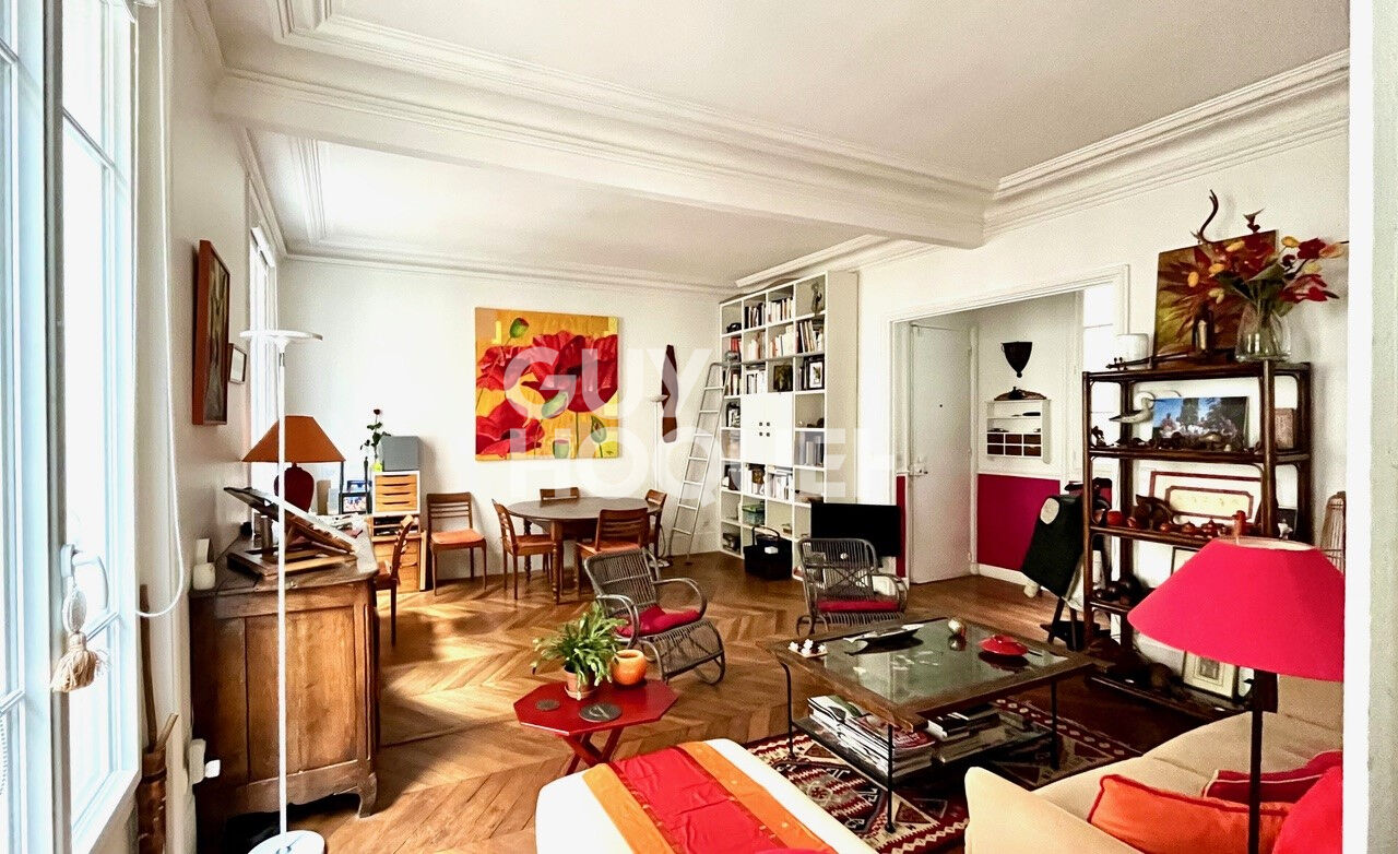 Appartement Paris 12     Grand  2 pièces