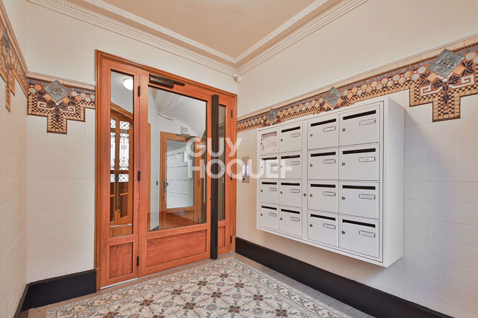 Appartement Paris 3 pièces rue Saint Charles PARIS 15