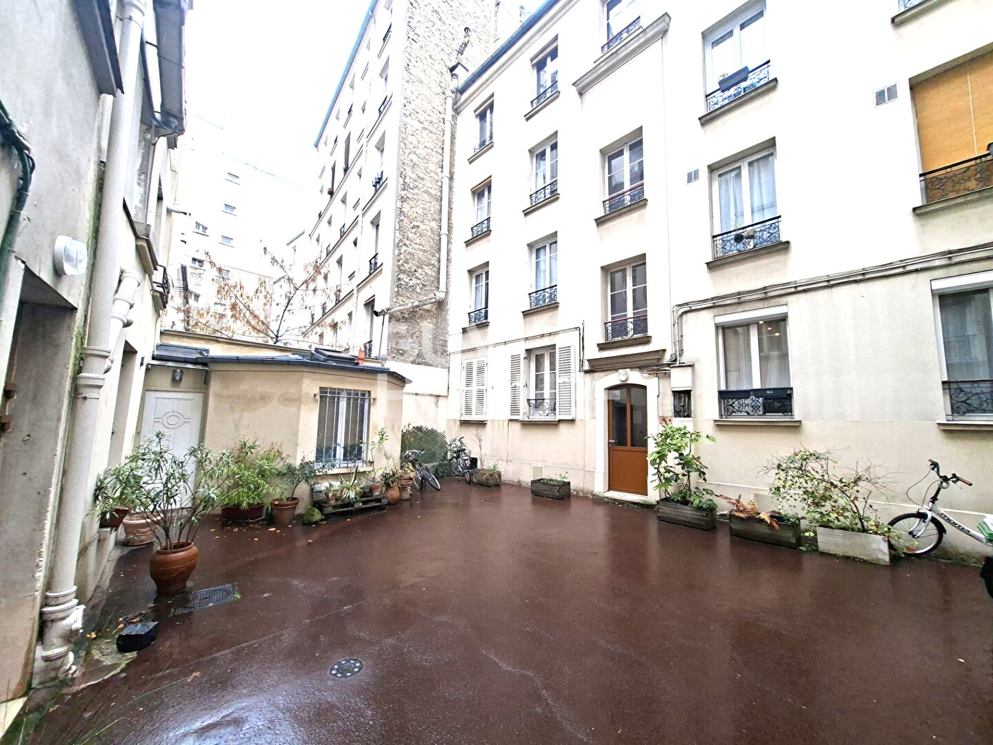 Local commercial 75017 Paris 42 m2