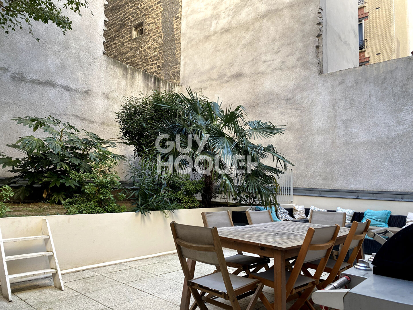 Appartement Paris 3 pièces avec terrasse et jardin