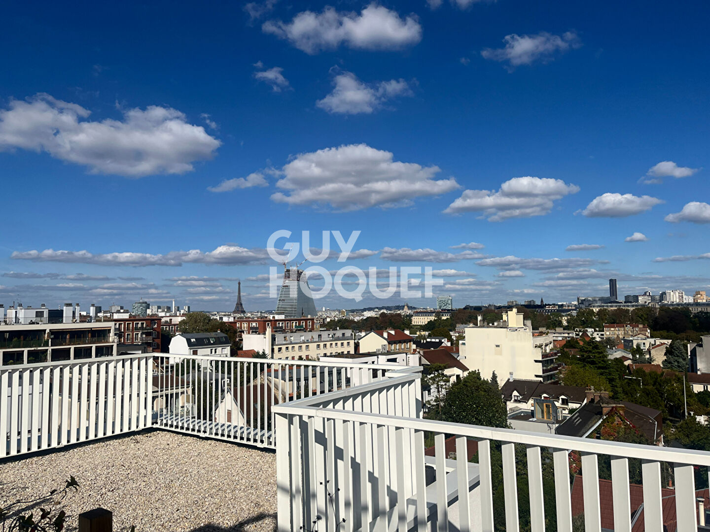 Duplex avec grande terrasse en rooftop - ISSY LES MOULINEAUX