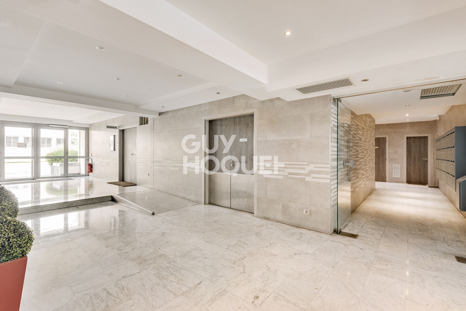 Appartement Paris 3 pièce(s) 58 m2 Saint Lambert