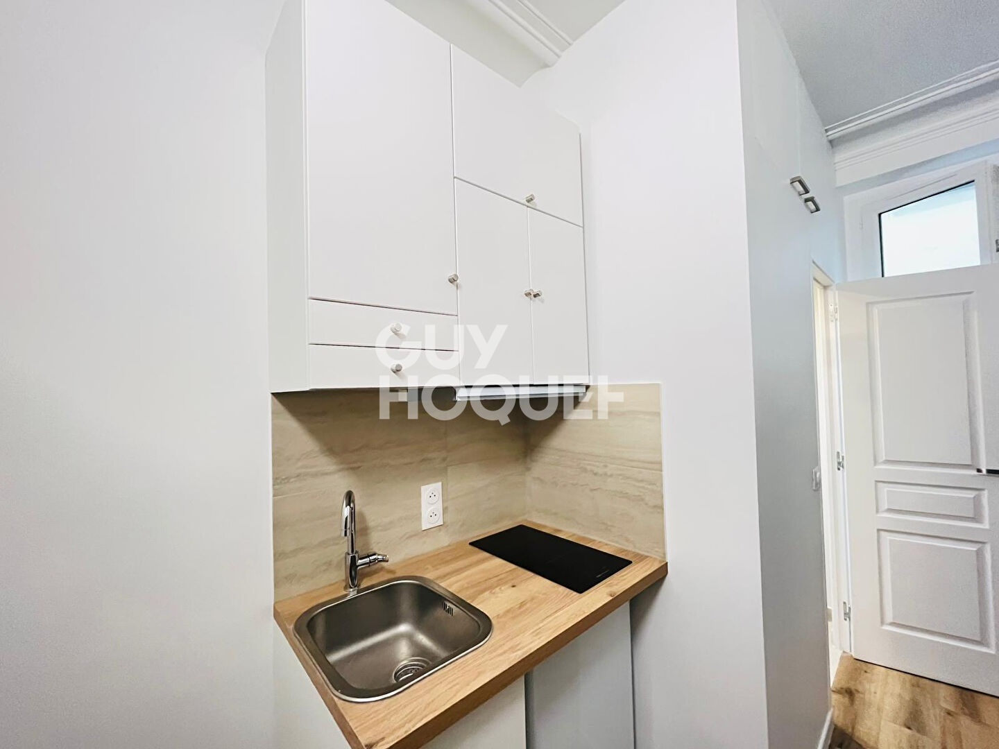 Appartement Paris 1 pièce(s) 11 m2