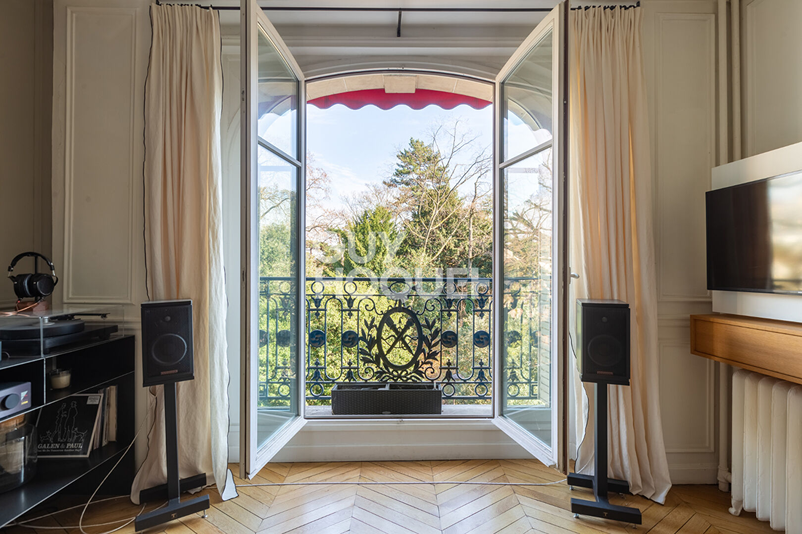 Appartement Paris 6 pièce(s) 160 m2