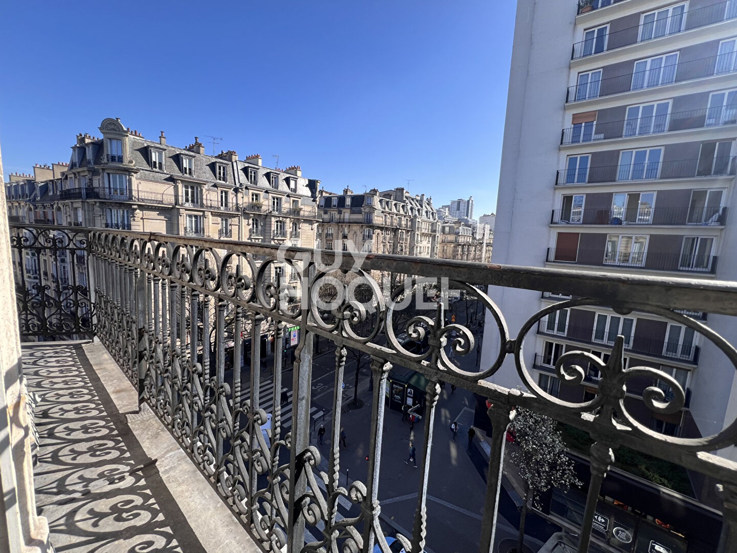 75015 CONVENTION - 2 PIECES 47M² AVEC BALCON