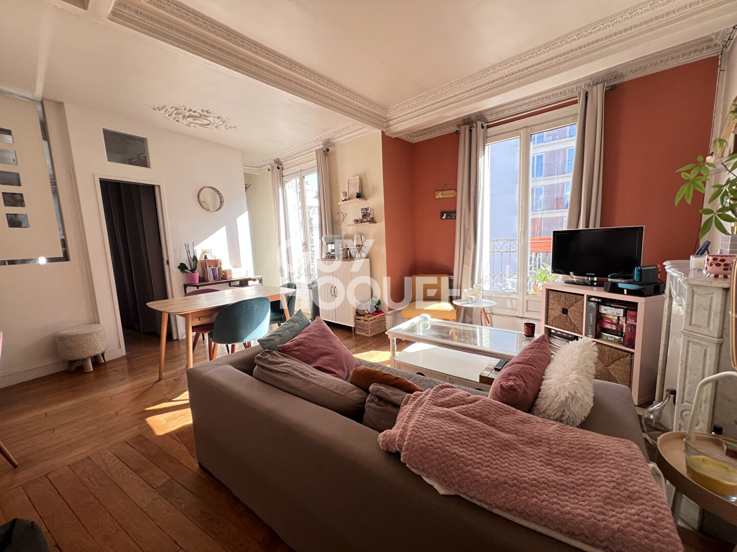 75015 CONVENTION - 2 PIECES 47M² AVEC BALCON