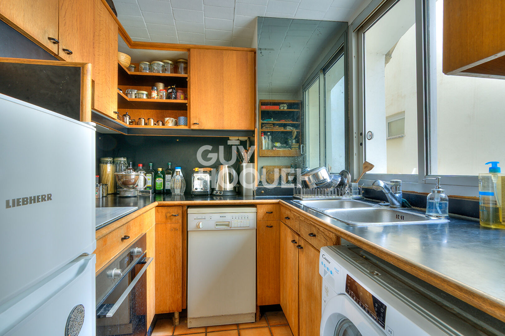 Appartement 3 pièces 2 chambres? Rue Maître Albert, Paris 5?