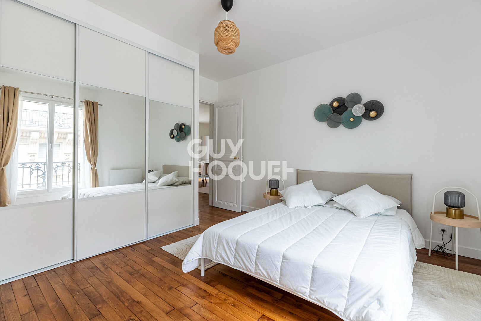 Appartement 3 pièce 65m2 entièrement rénové.