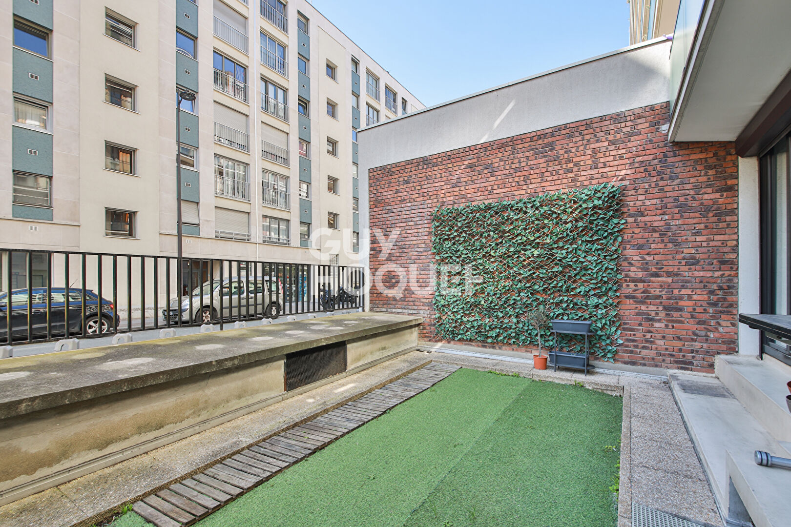 Charmant studio avec jardin  situé dans le 15e arrondissement
