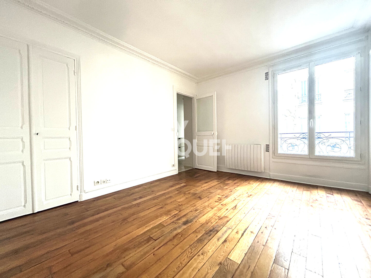 Paris 15 - Rue Dombasle -  2 pièces au calme avec ascenseur