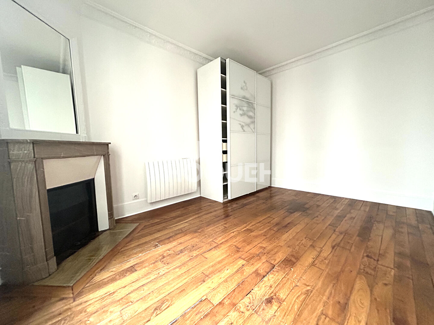 Paris 15 - Rue Dombasle -  2 pièces au calme avec ascenseur