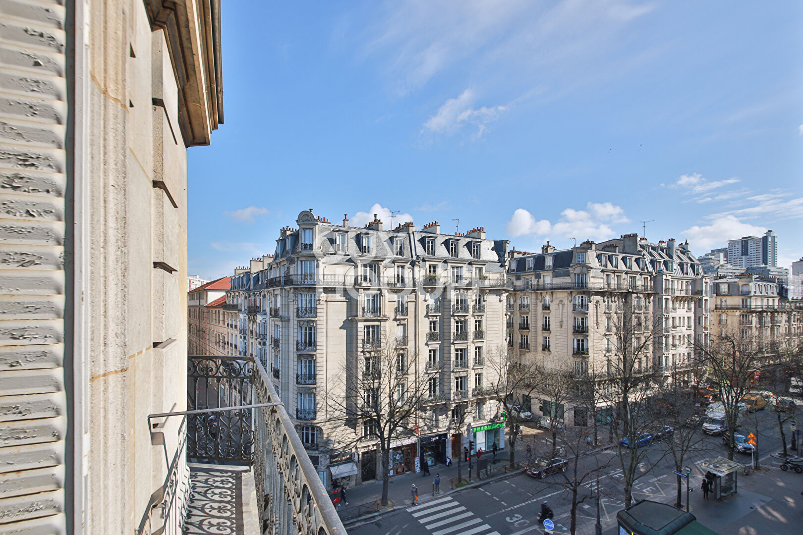 75015 CONVENTION - 2 PIECES 47M² AVEC BALCON