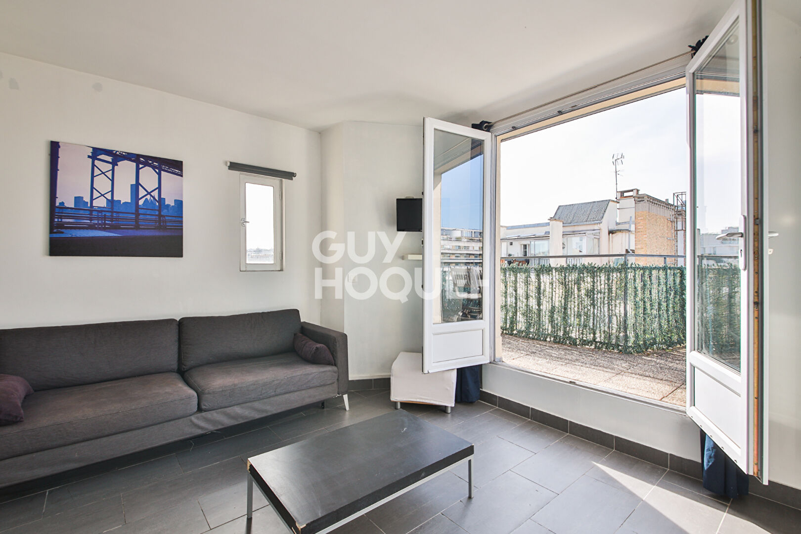 STUDIO Paris 15 de 28,5 m2 - Dernier Etage