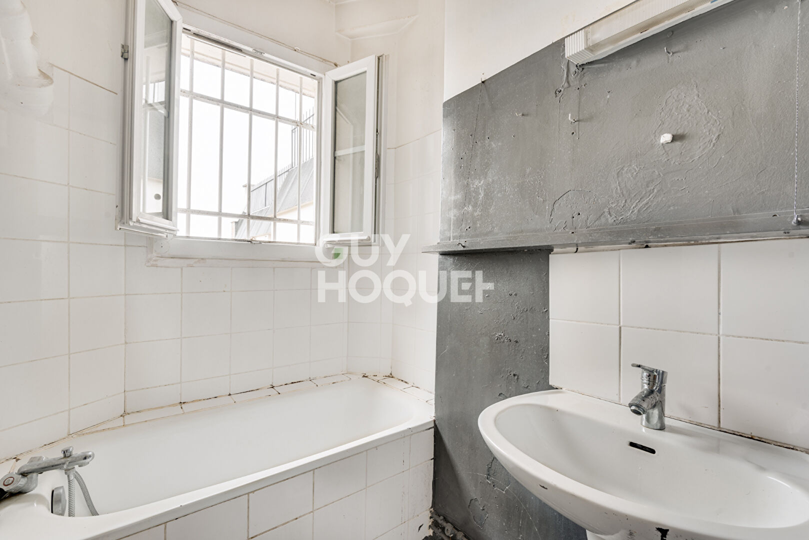 Paris 15ème Convention | 2 pièces avec balcons / Étage élevé