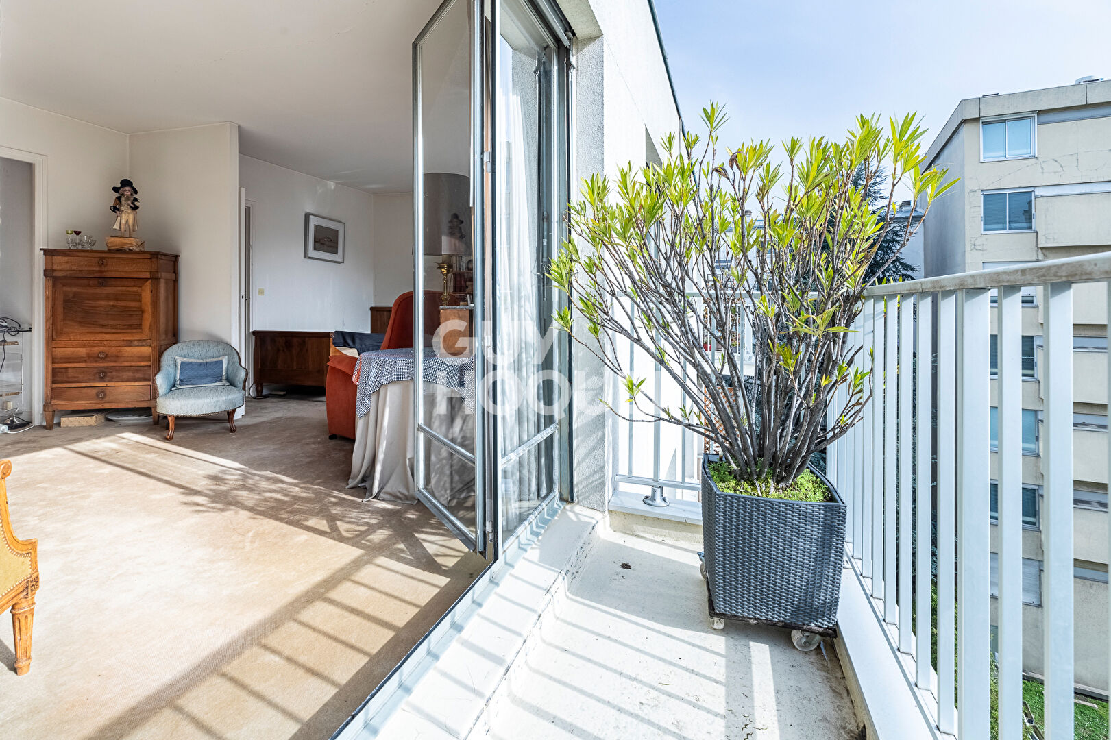75015 GEORGE BRASSENS - 3 Pièces 2 Chambres 63M²  - Dernier étage - Balcon