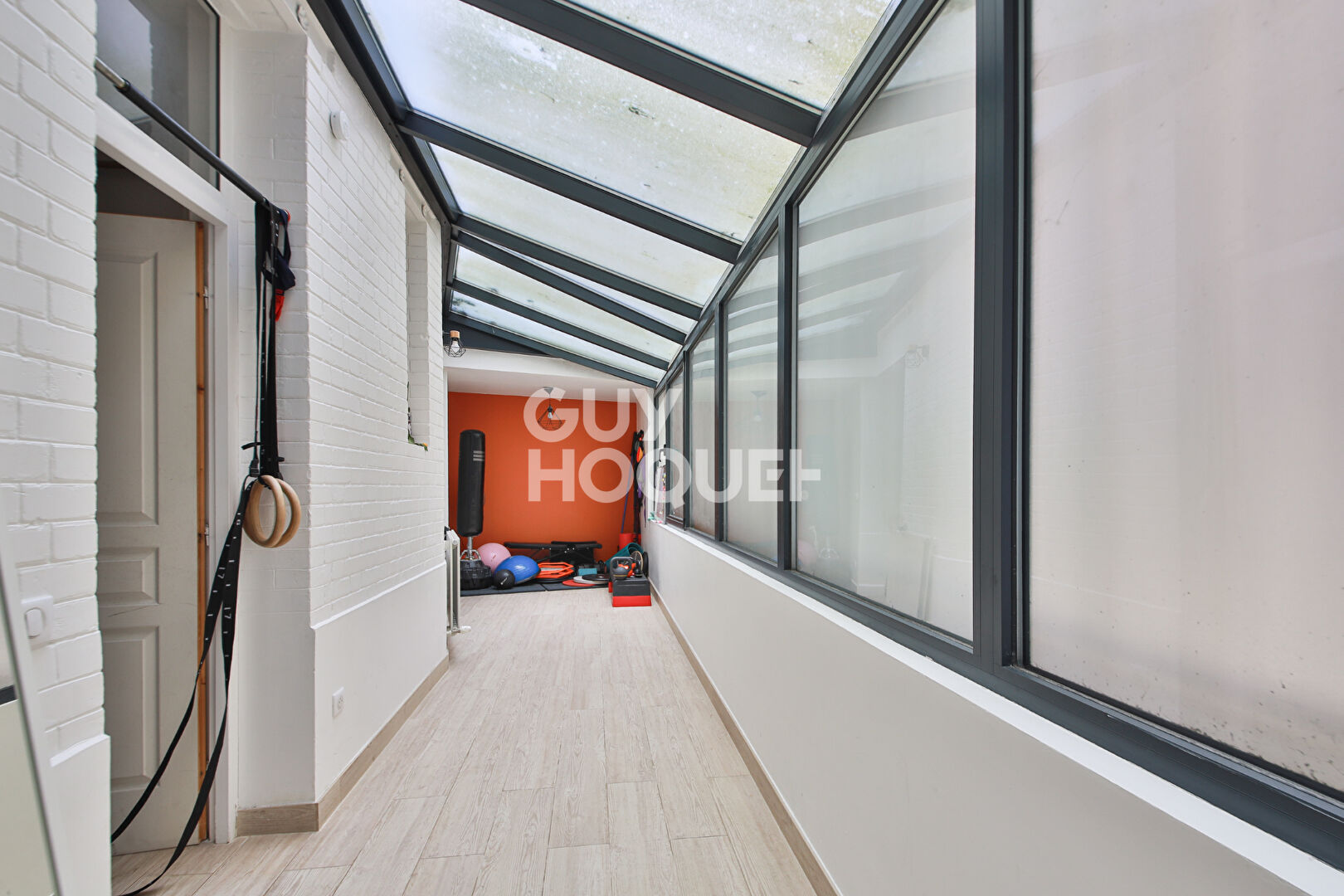 Appartement 4 pièces  en rez-de-cour PARIS 15 - Professions libérales autorisées