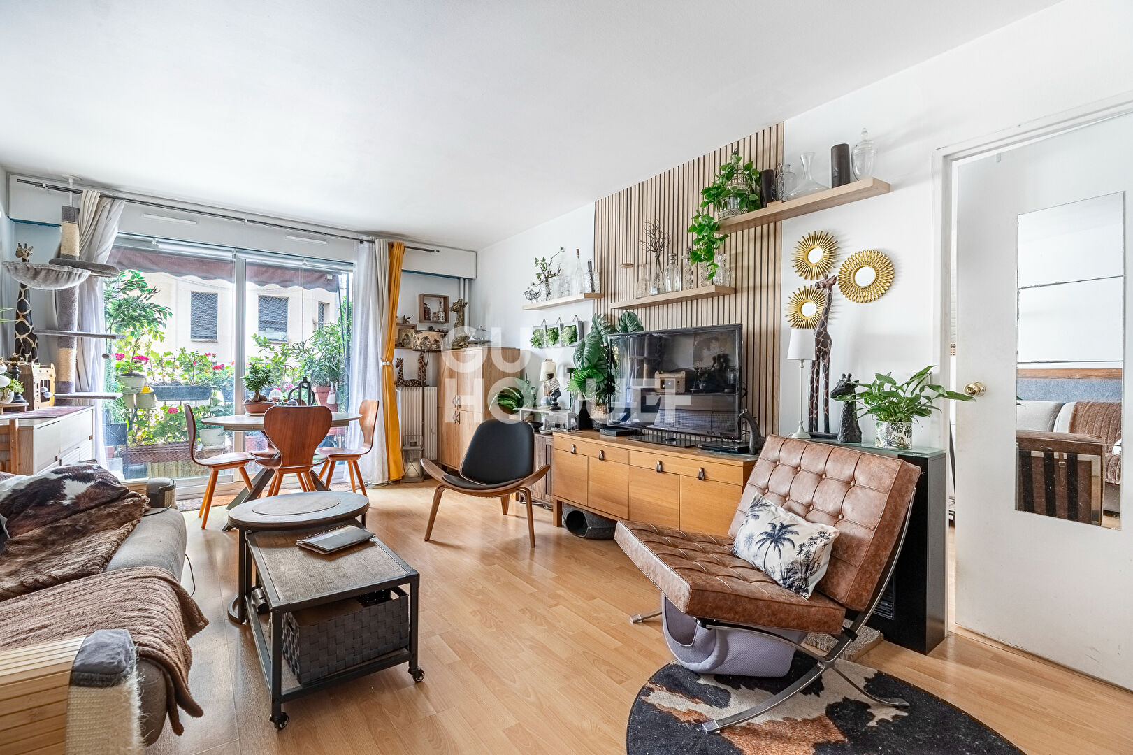 75015 Paris | Convention | 2 pièces 54 m² | Balcon Ouest | Cave | Parking possible