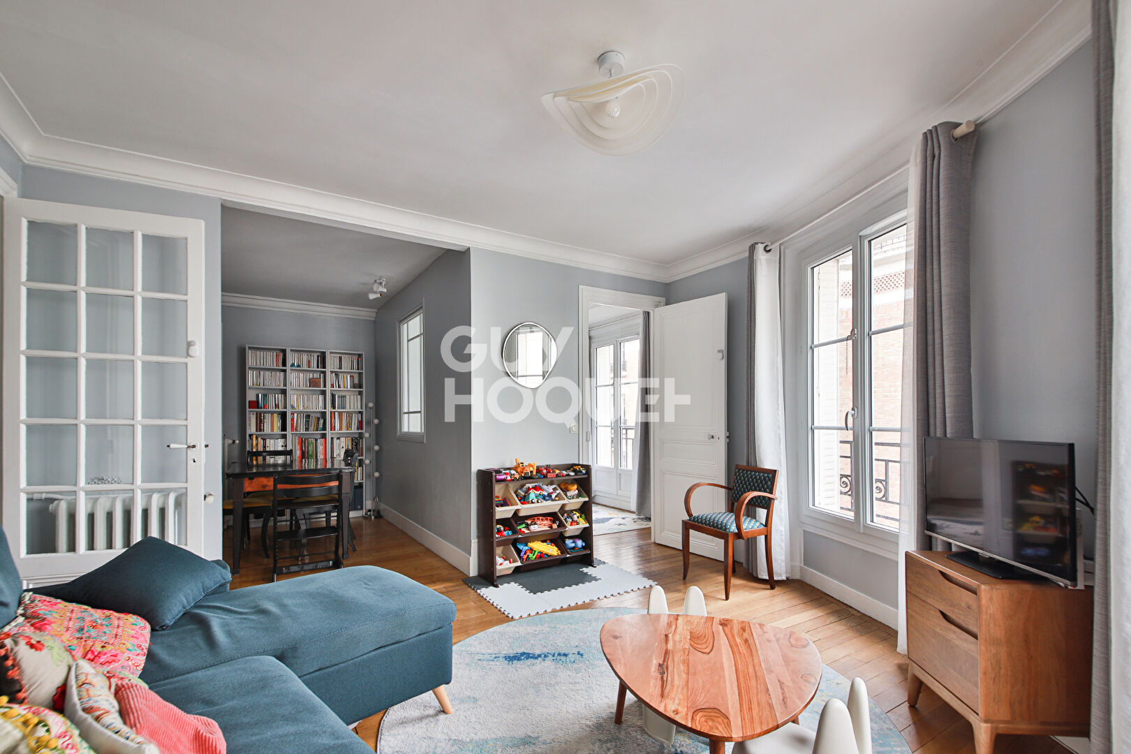 APPARTEMENT 3/4 PIECES DE 66 m2 - PARIS 15ème ARRONDISSEMENT.