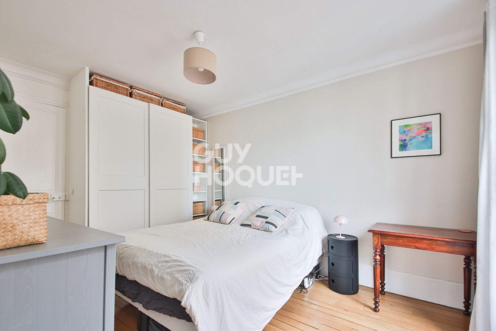 APPARTEMENT 3/4 PIECES DE 66 m2 - PARIS 15ème ARRONDISSEMENT.
