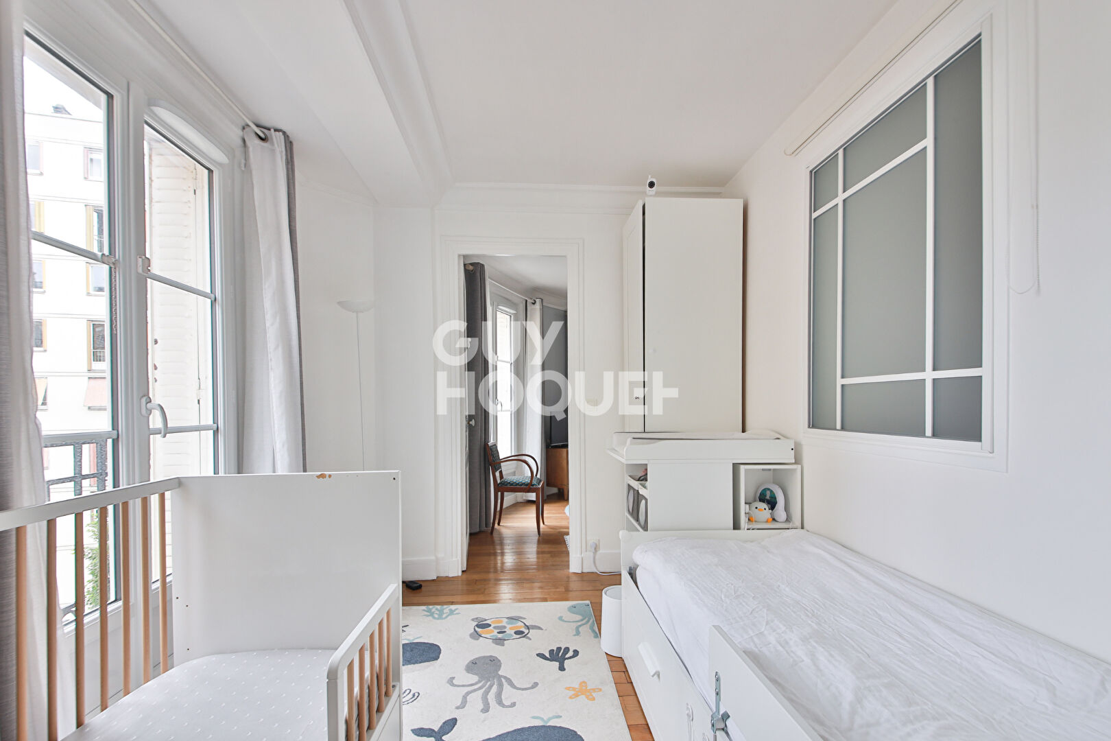 APPARTEMENT 3/4 PIECES DE 66 m2 - PARIS 15ème ARRONDISSEMENT.