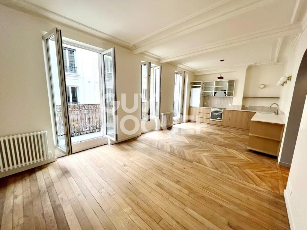 Paris 9 - 3 Pièces - 61.50m² - 2300 - M° Anvers