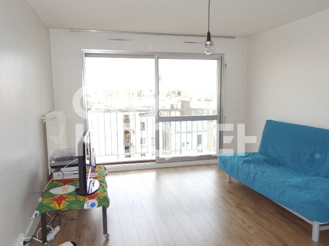 PARIS XVIII - STUDIO Meublé - 27.40M² - 990
