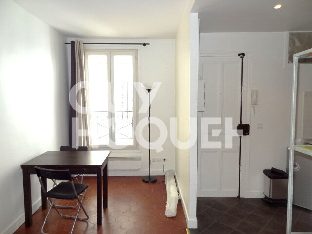 Paris 9 - Studio - 18.90m² Lc - 790 M° Anvers