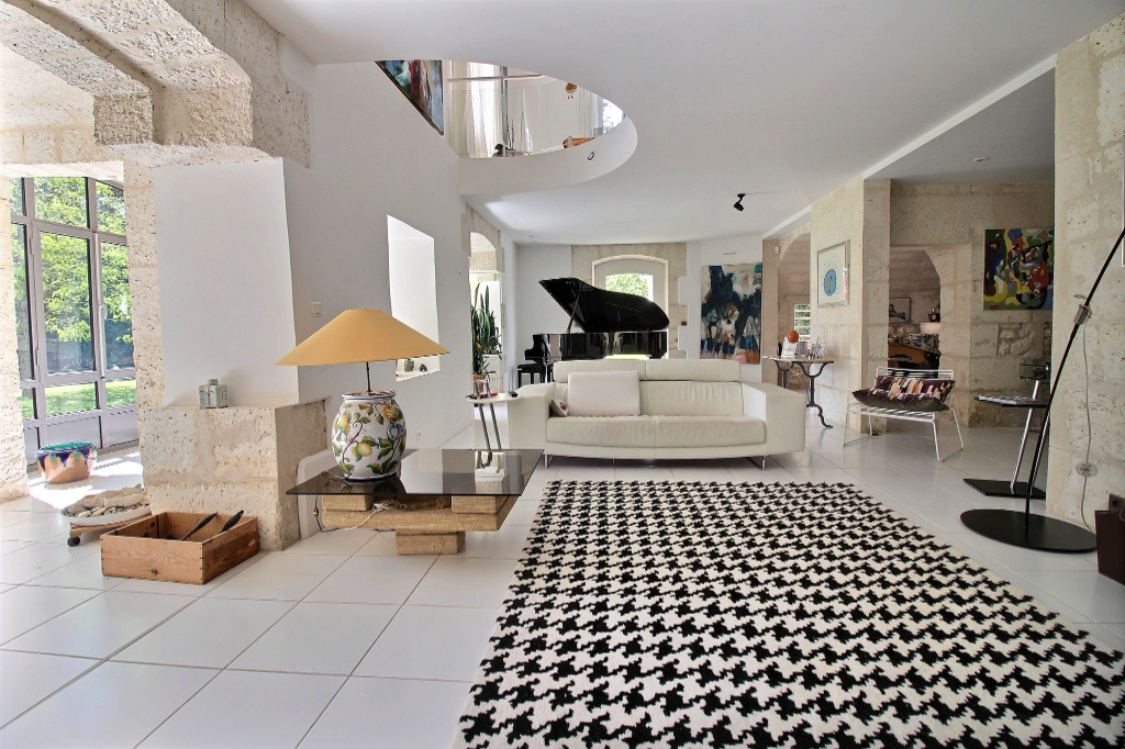 ANGOULÊME - MAISON DE MAÎTRE