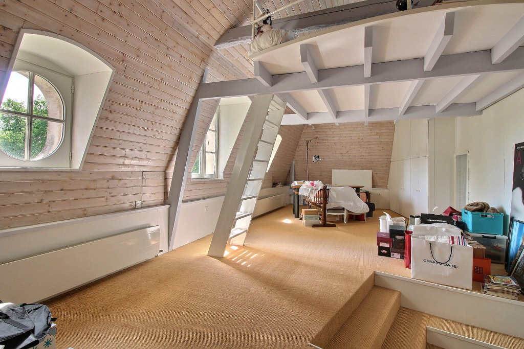 ANGOULÊME - MAISON DE MAÎTRE