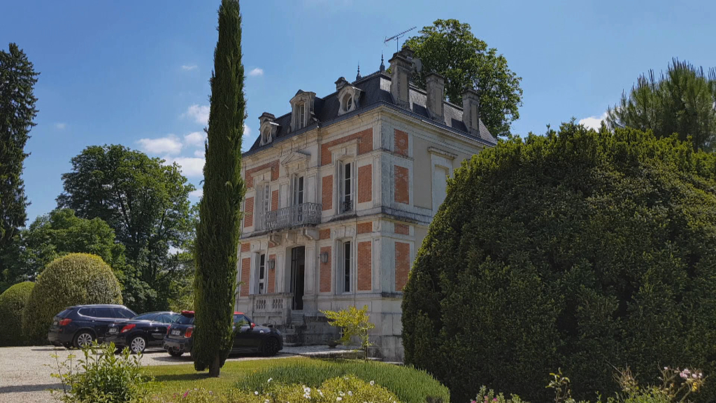 ANGOULÊME - MAISON DE MAÎTRE