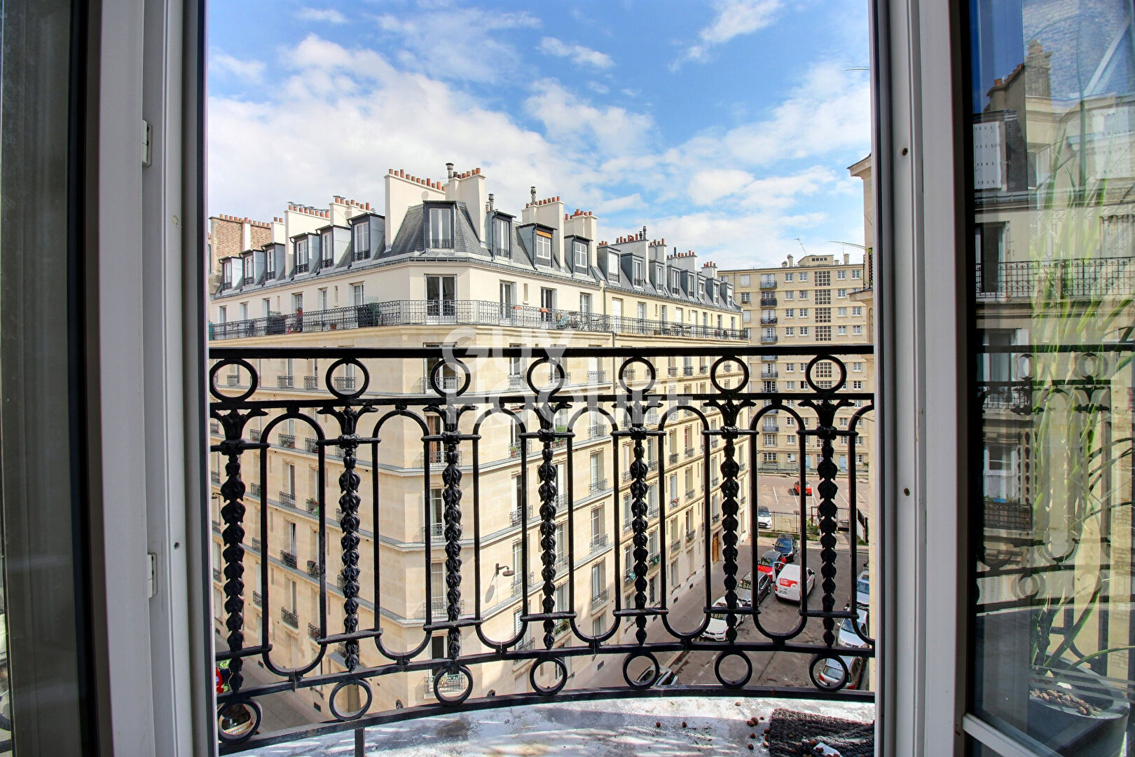 Appartement d'angle avec balcon