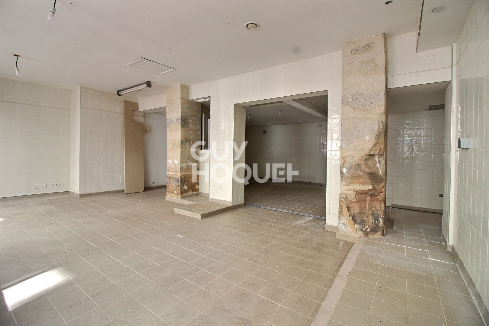 Local d'activité Paris 57.46 m2