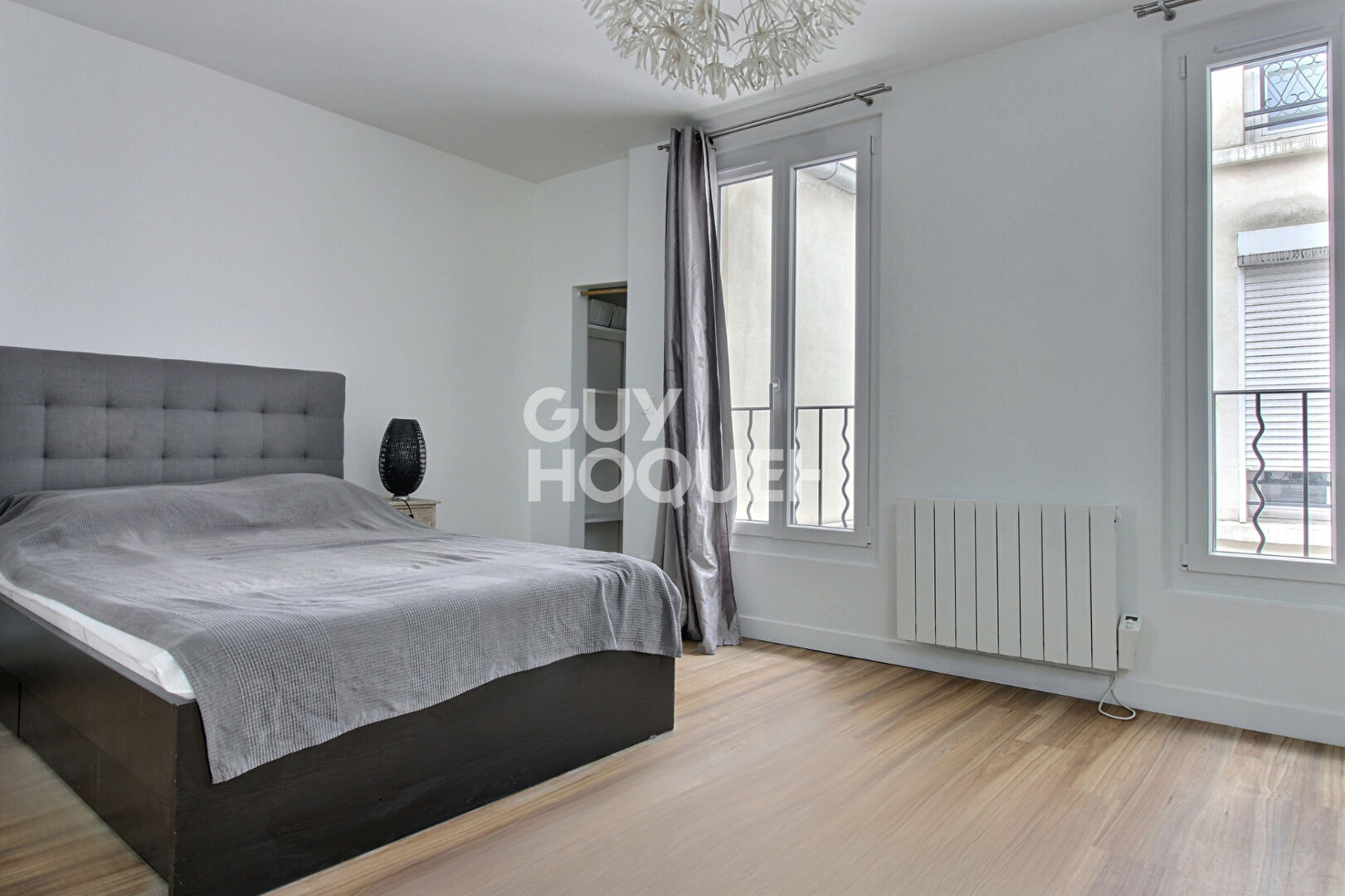 STUDIO RUE NAVARIN - PARIS 09