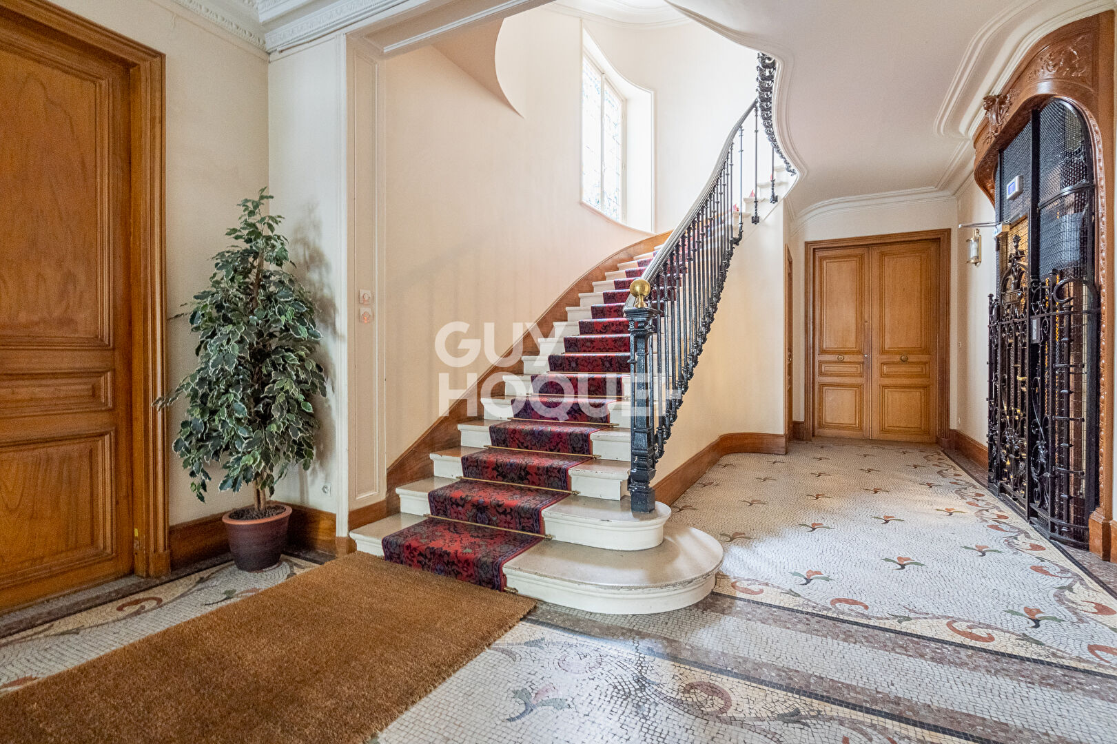 Magnifique appartement renové Square Moncey