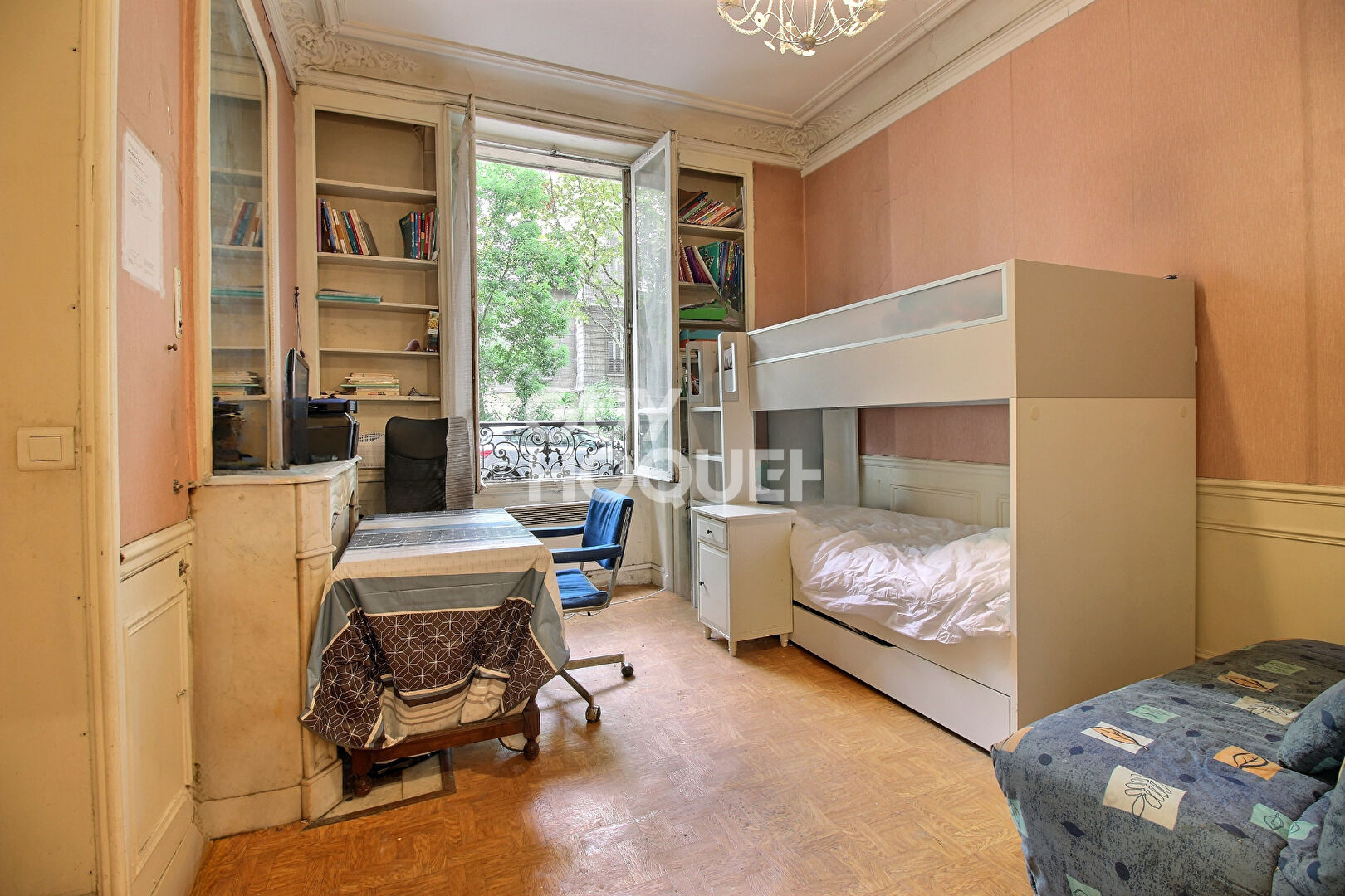 Studio à rénover Avenue Trudaine