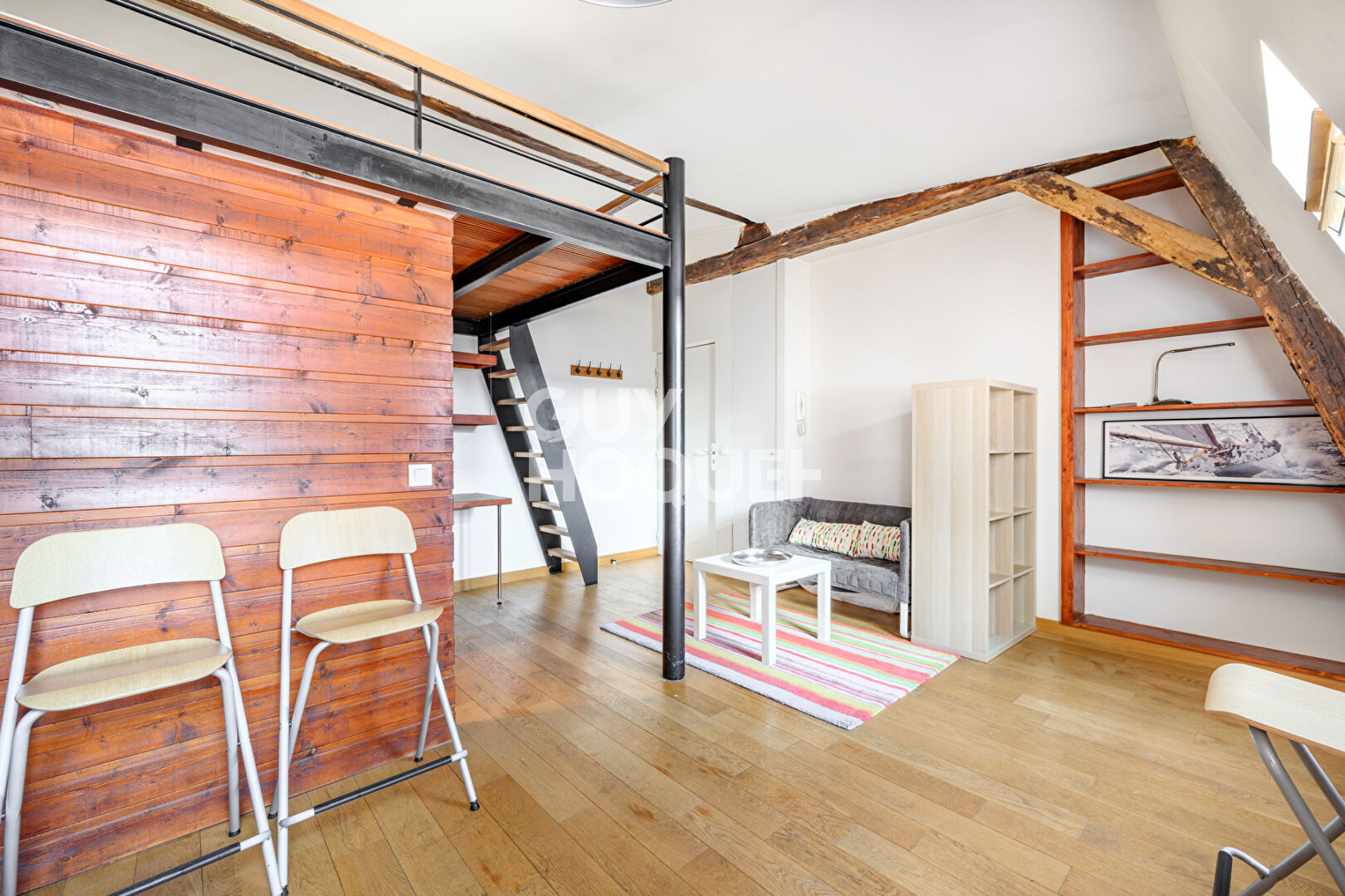 Très beau studio avec espace nuit - Rue La Bruyère 75009