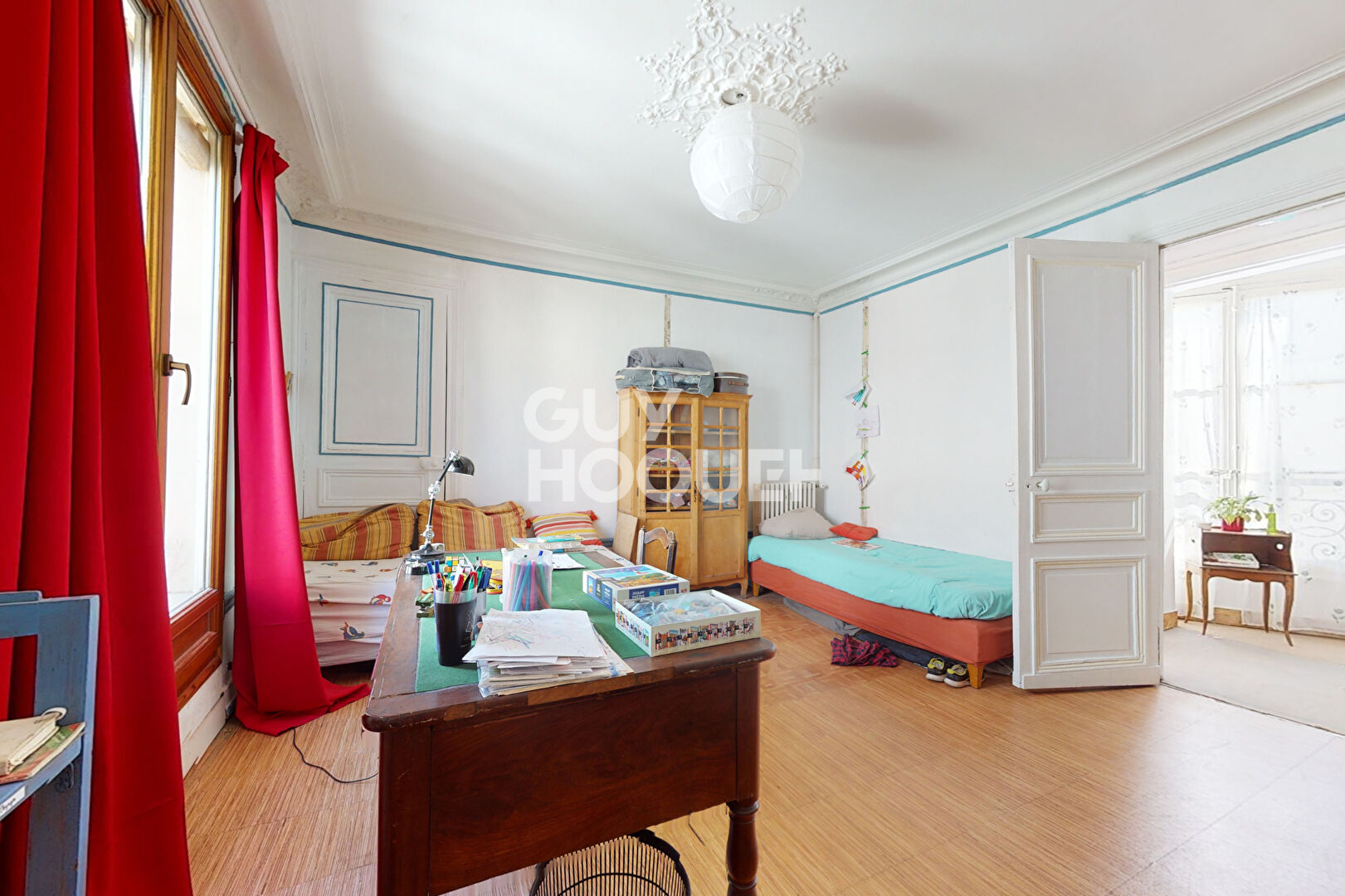 APPARTEMENT A RENOVER - 8 PIECES (231 m²) + BALCON (23 m²) - PARIS 9 CADET