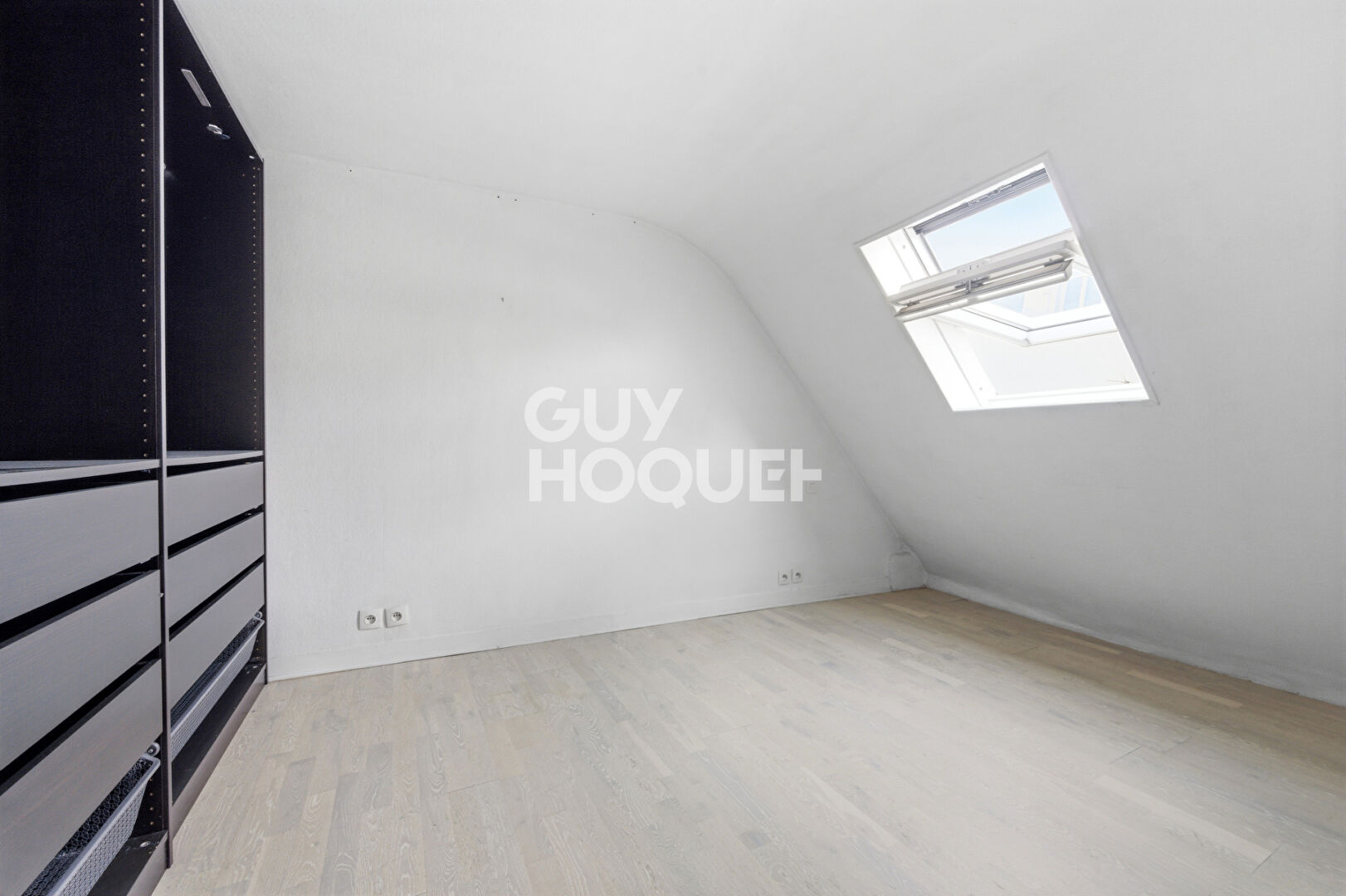 Bel appartement en duplex avec balcon - Vue Sacré Coeur et Tour Eiffel - 128 m2- Nouvelle Athènes 75009