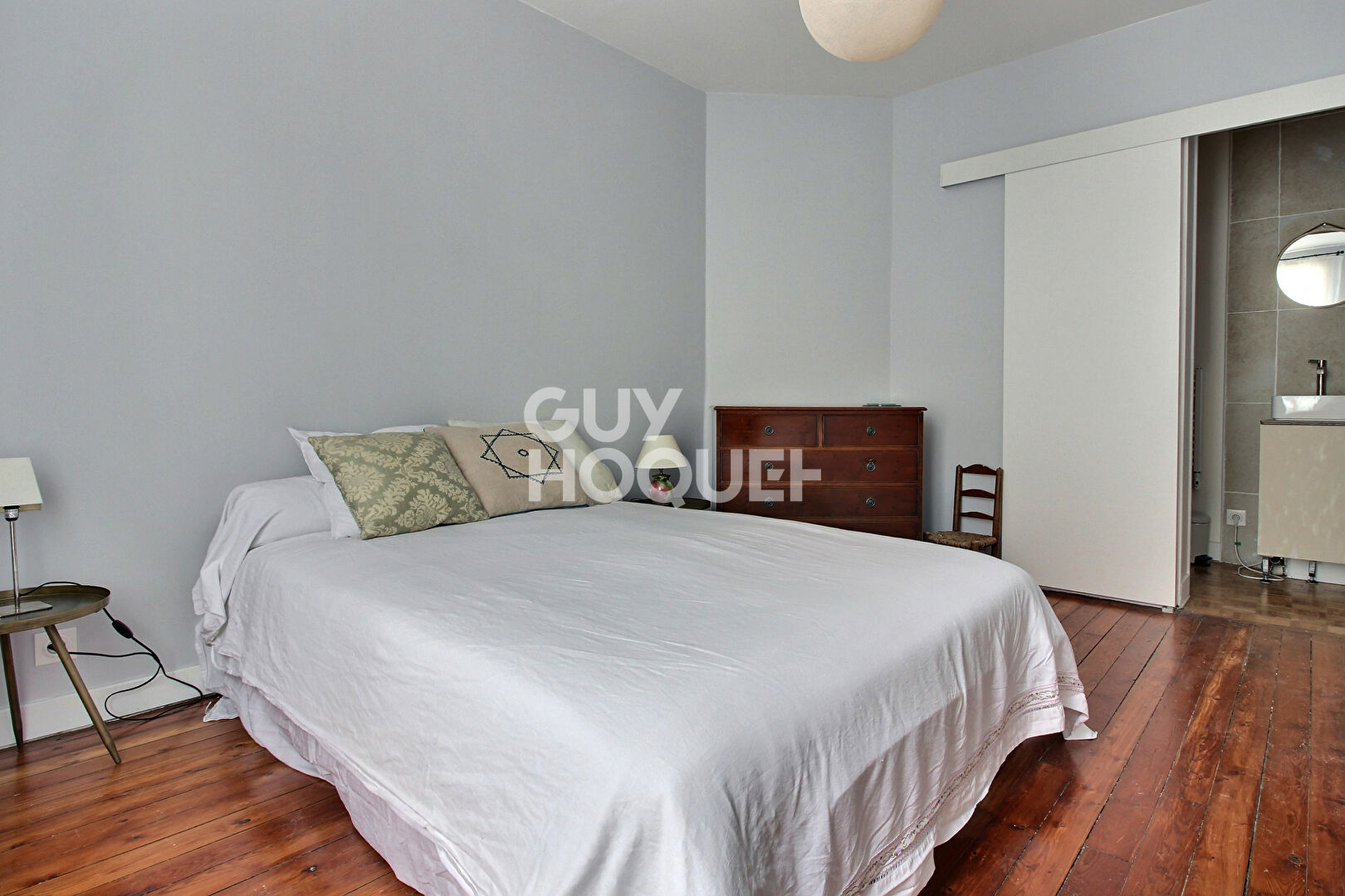 2 pièces - Location meublée - Botzaris