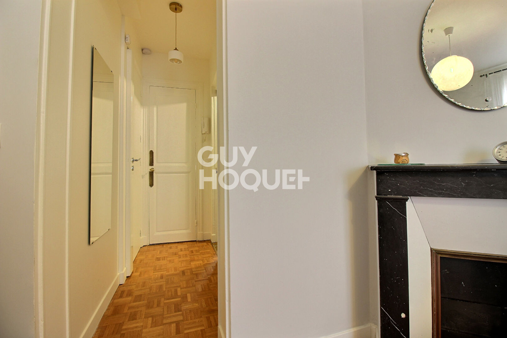 2 pièces - Location meublée - Botzaris